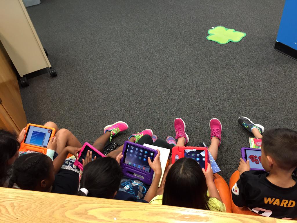 Haggar2nd's tweet photo. #LearningCommonsFun We turned in all of our hmwk and popped a hmwk balloon! http://t.co/f2sEJ79IfJ