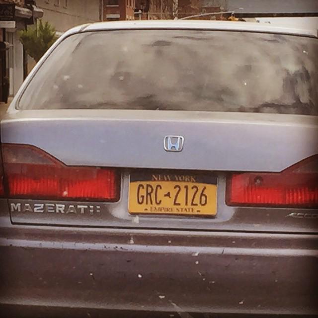 ccviola's tweet photo. Only in Brooklyn! And sometimes in FL!#whip #mazeratii http://t.co/JkMkZSQxZc http://t.co/zdvSaUSBQ7