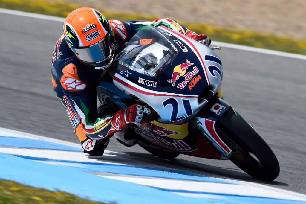 GraficheRacing's tweet photo. Fabio Di Giannantonio Jerez 2015
Qualifiche P5!
@fabiodiggia21 
#diggia #gr #graficheracing #RedBullRookiesCup #jerez http://t.co/IaVxcr6sLU