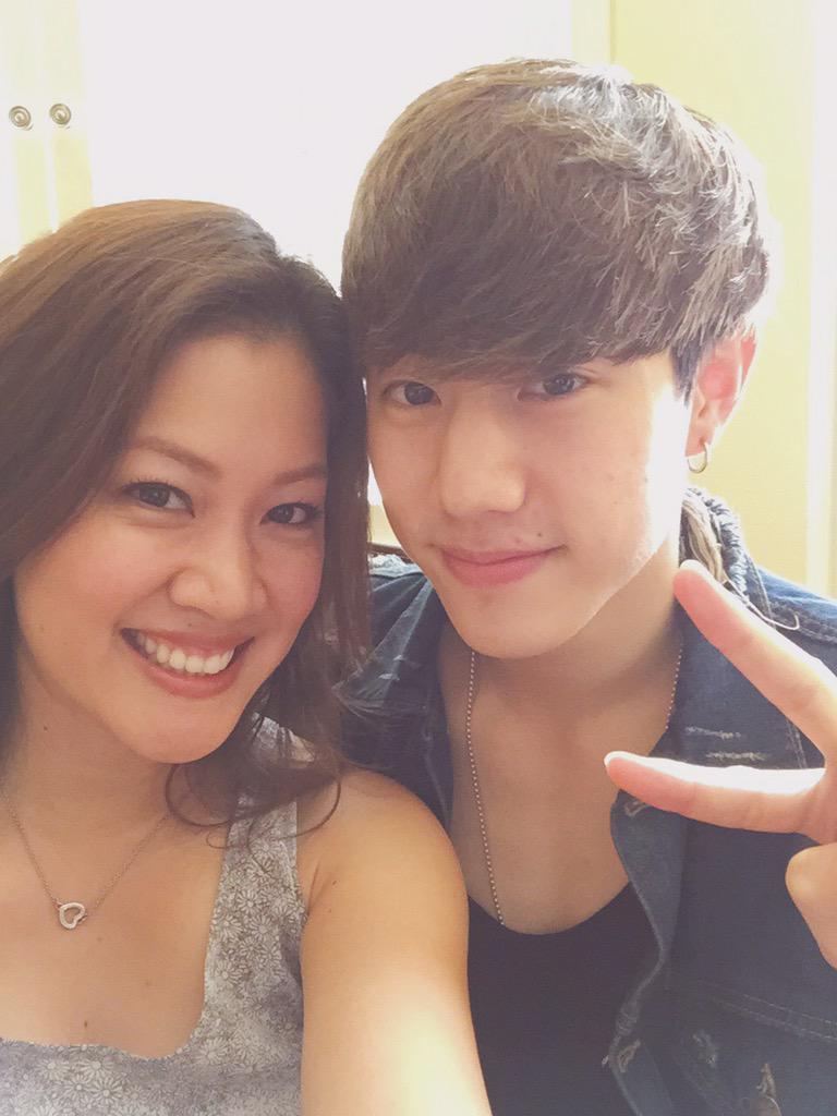 lilbear1228's tweet photo. He's baaaaaack! #GOT7inLA http://t.co/mIvSro1vWe