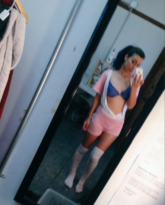 I'll be on @KinkLive in 10 minutes <3 http://t.co/T3YTQwPTtk<a class="tags" target="_blank" title="On Twitter" href="/?out=eyJ0eXAiOiJKV1QiLCJhbGciOiJIUzUxMiJ9.eyJpYXQiOjE3MjMyMTU1OTMsImlzcyI6InR3cG9ybnN0YXJzLmNvbSIsIm5iZiI6MTcyMzIxNTU5MywiZXhwIjoxNzU0NzUxNTkzLCJyZWRpcmVjdF91cmwiOiJodHRwczovL3R3aXR0ZXIuY29tL0tpbmtMaXZlIn0.lWDenDif6REpumHzV84bliHKfZFyiAAvhWzK_yimhEDBH2iUJjTTbvWg5kgSdSR6L7PzDp3BtZbfF58PBKp4Gw">@KinkLive</a>