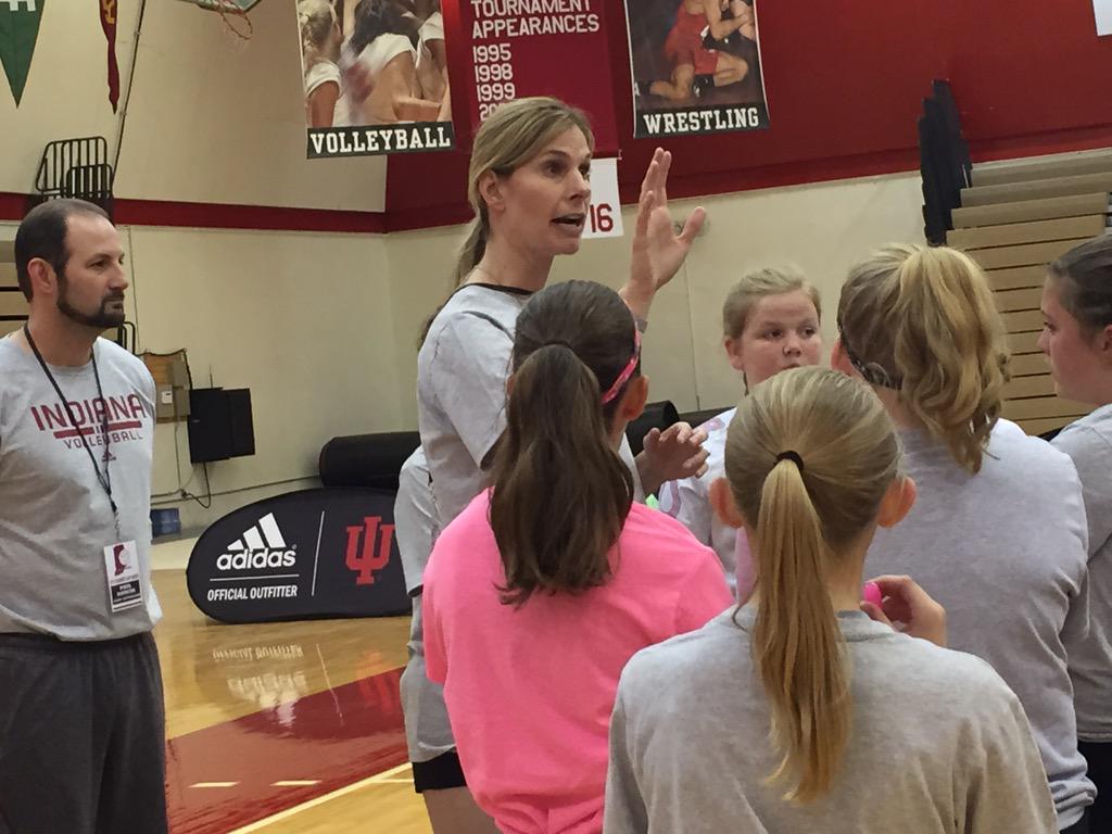 IndianaVBCamps's tweet photo. We are off and running with the 2015 Summer Camp Series! Great attendance on opening night!! #INVB http://t.co/ymAkZyESAs