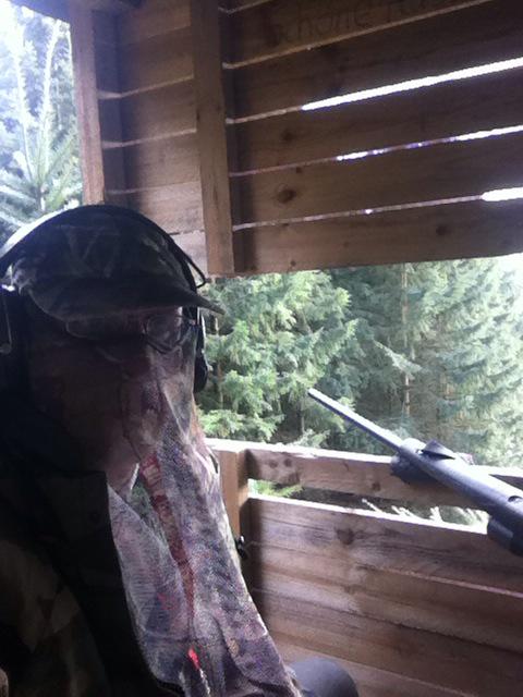trickyprepper's tweet image. Hunting big game in Germany with the Mauser .308. Waiting for rehbock. Silence and patience are the key for succes