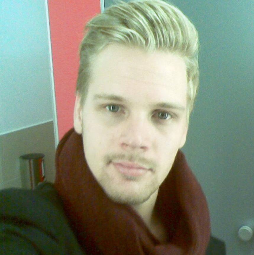 #AuthorReveal my name is Lenny and I'm 22 years old. I'm Swedish...I hope you have fun with me...what do you think?