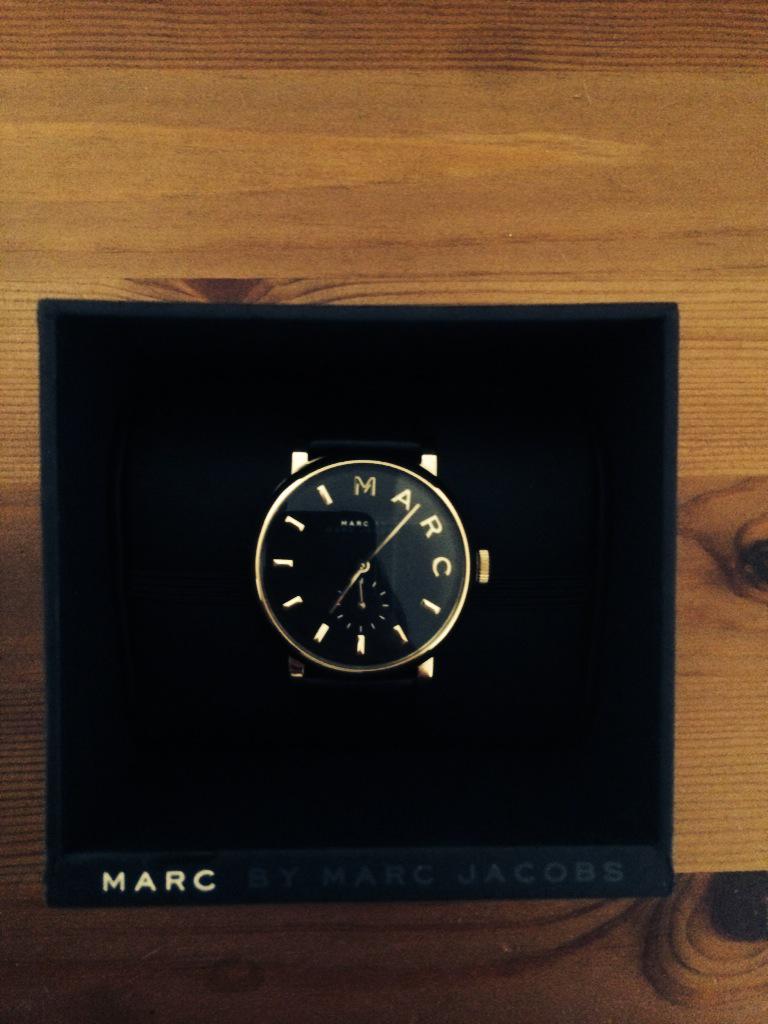 Ailsa_Patullo's tweet photo. Selling my Marc Jacobs watch! £165 new but open to sensible offers. Only worn a few times and still have the box. http://t.co/9iHiEH1byz