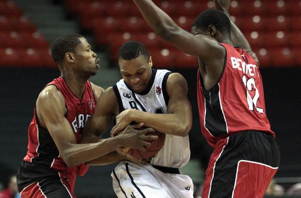 thestarhalifax's tweet photo. League slaps Halifax Rainmen with fines, bans coaches for life, following Game 7 fiasco. http://t.co/F7VvsCSOxw http://t.co/HZxl9ocGjP