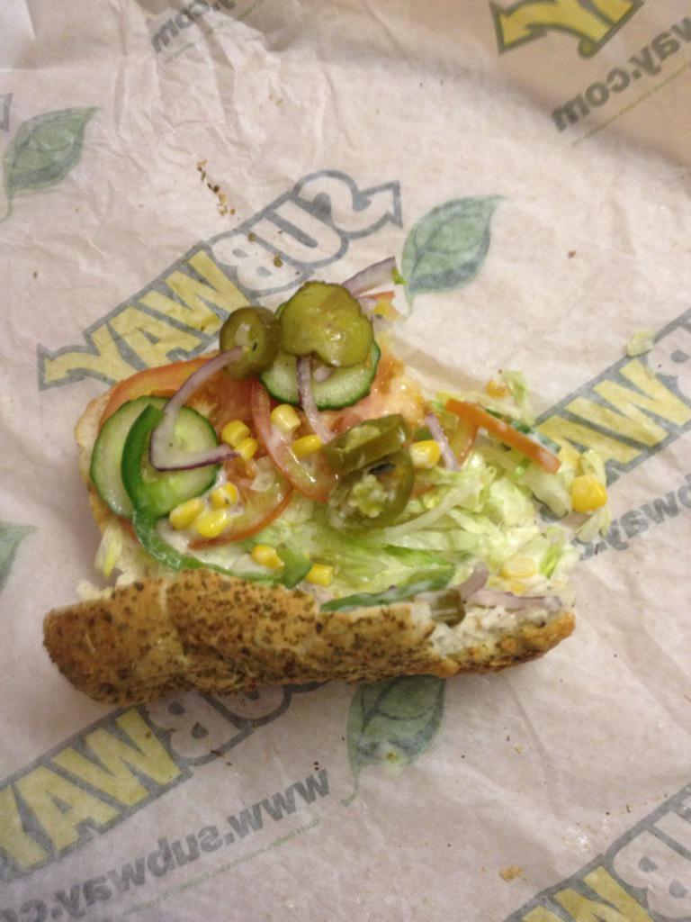 chriscombellack's tweet photo. Friday night treat @subwayuk meatball marinara, can you spot what's missing?
#gutted http://t.co/OQMkRmyZ7o