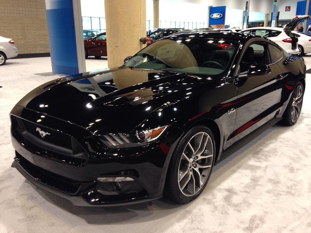 Ford_Kari's tweet photo. @Ford_Suzie @Ford_AngelinaF Would you like a new 2015 5.0L V8 #Mustang in black, black or black?! #ALautoshow #Ford http://t.co/nEiIHMigtd