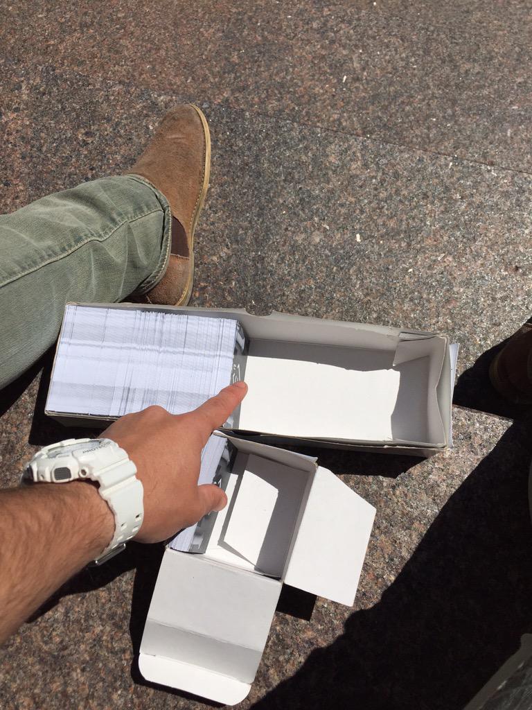 ExperienceClass's tweet photo. Making it rain credits in the Financial District this morning #dollar #startup #distro #marketing #hotel #business http://t.co/sgSioy4d8U
