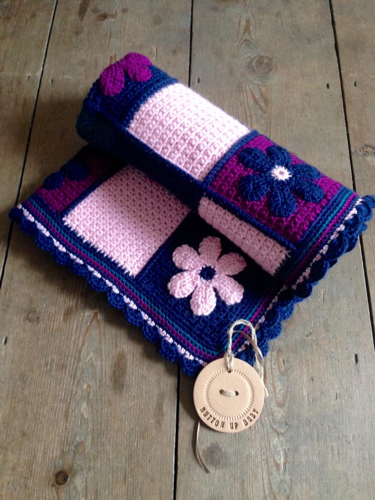buttonupbaby's tweet photo. #GotshopHr #CraftyCafe what do we think of my newest make? 💕 http://t.co/7Nej9FpMqf