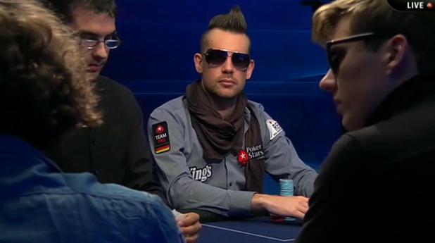 CodigoPoker's tweet photo. [CONCURSO] ¿Qué haría si ganaras el #EPTSHR y sus 2M? Respóndenos aquí http://t.co/4URsmp5iWT http://t.co/UcVYHPV7S1