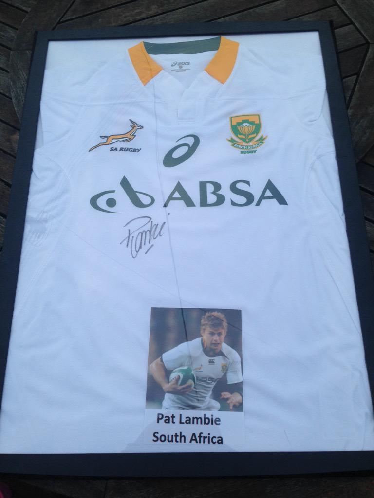CanonFromeCycle's tweet photo. @PatLambie signed shirt for Auction tomorrow. @CanonFromeCC @ledburyrugby1 #Springbok http://t.co/SUHJ1f3YGj