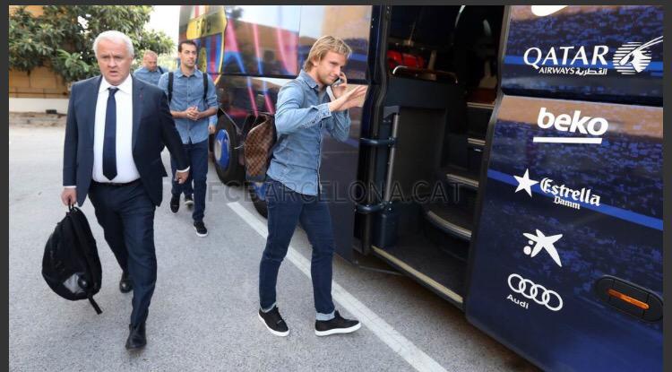 ivanrakitic's tweet photo. Llegando a Córdoba...! Partido importante mañana.. Vamos barça.!👍🔝 @FCBarcelona http://t.co/zkBJaUdlfq