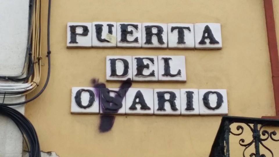 BlancaLeal_'s tweet photo. La fuerza de nosotras, las mujeres.
Lucha y rabia! #Larevo #CasaRevolucionáDeMujeres #Sevilla http://t.co/aBAvdAo0aN