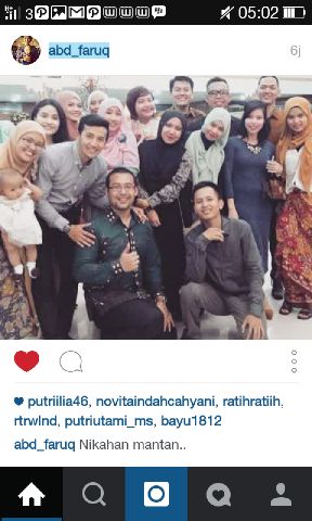 indah2493's tweet photo. Caption *nikahanmantan* -_- meski mantan penting akur #HappyWeddingTetehMelaAaAdit http://t.co/vrvsUp9ozz