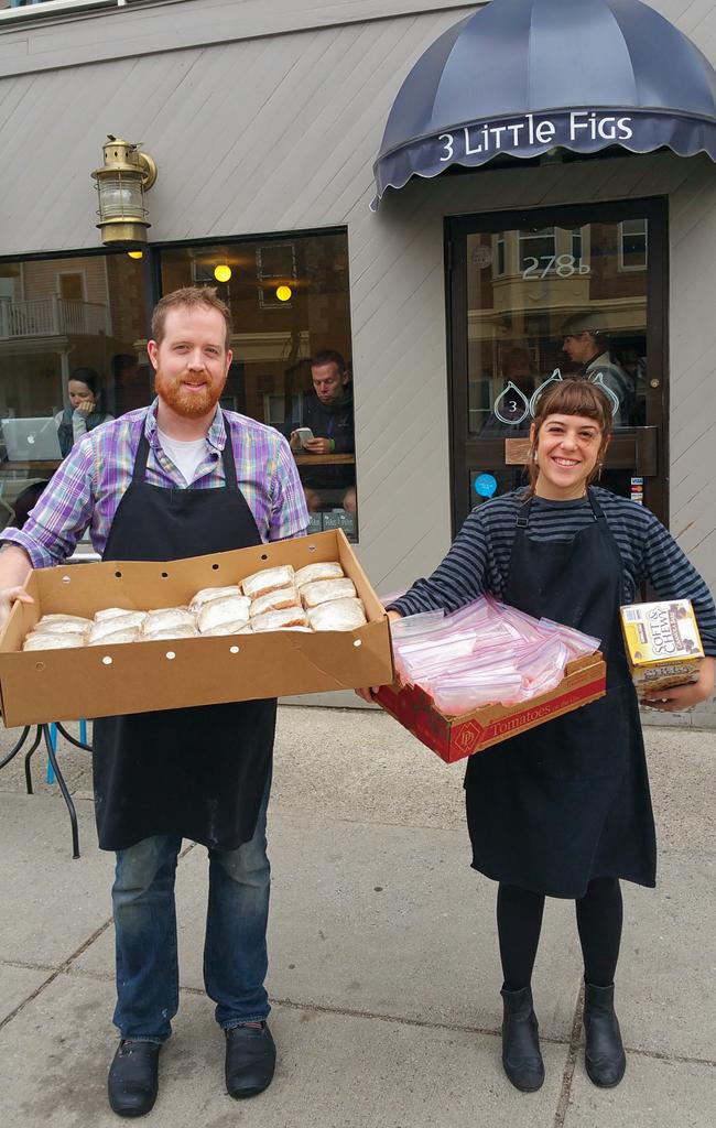 SomervilleBP's tweet photo. Matt &amp; Katie of @3LittleFigsCafe delivering the goods this morning. #Somerville @CooksCommunity http://t.co/AIhjxVRGhW