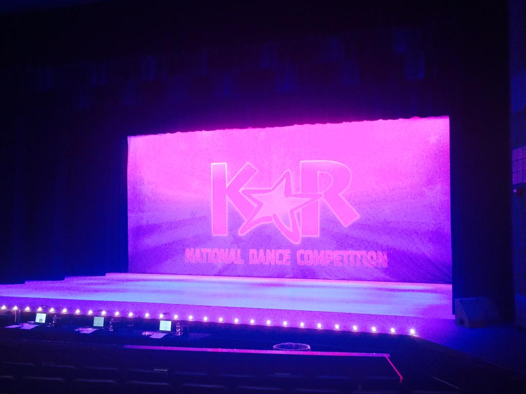 district_dance's tweet photo. And here we go!!!!  @dancekar http://t.co/zJTq2CzDUL