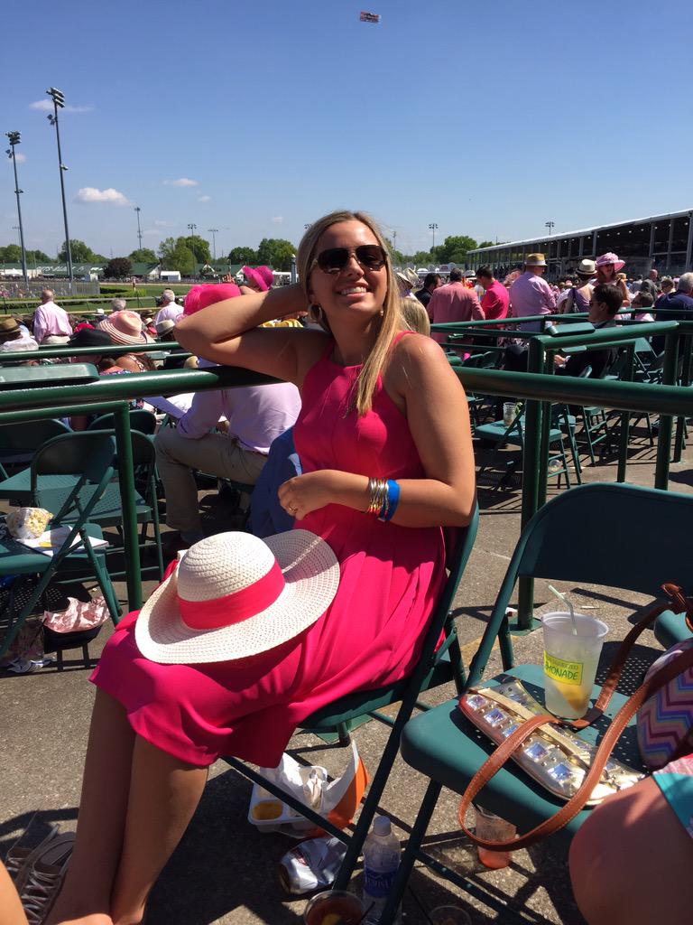 RenfrowA's tweet photo. My baby girl #KyDerby  #KYOaks http://t.co/bYPRKuZFj7