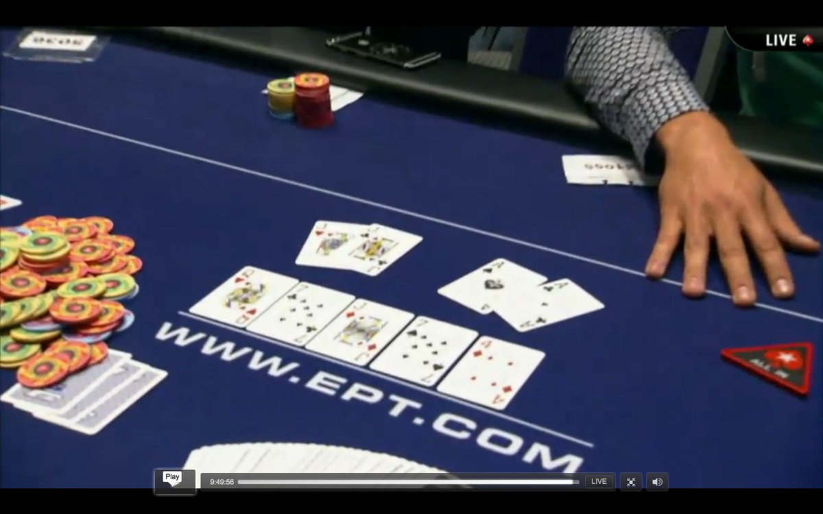 hernando_alex's tweet photo. Cuando a Wizo le tankean con JJ en este board para bustear en bubble del 100k, te mira así #NitRoll #EPTGrandFinal http://t.co/CMTsaMG8wY