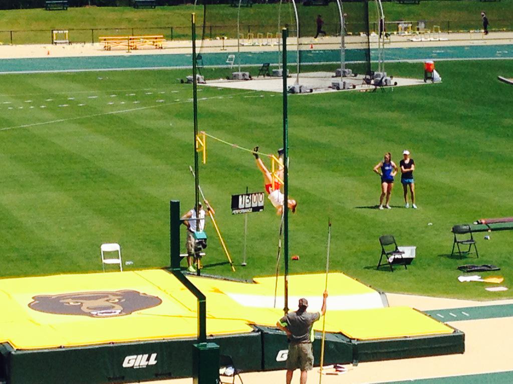 Coach_Luedecke's tweet photo. Congrats to Haley Houston placing 2nd in Pole Vault at 6A region 2 Track & Field championship #statebound #LTTrack http://t.co/vM5lUaUgVO