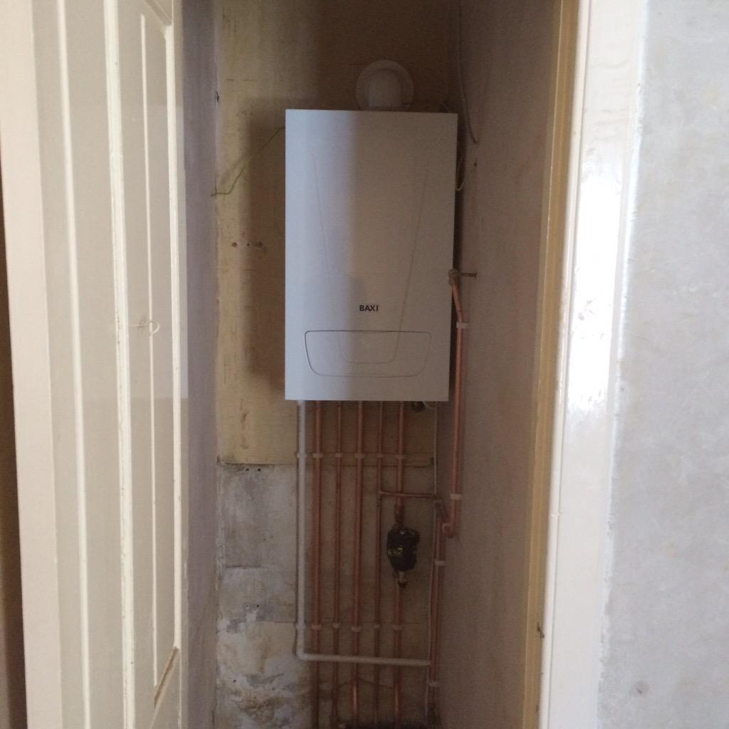 Full install fitting baxi ecotec liking the new range with 10 year warranty <a href="/baxiboilers/">Baxi UK & Ireland</a>