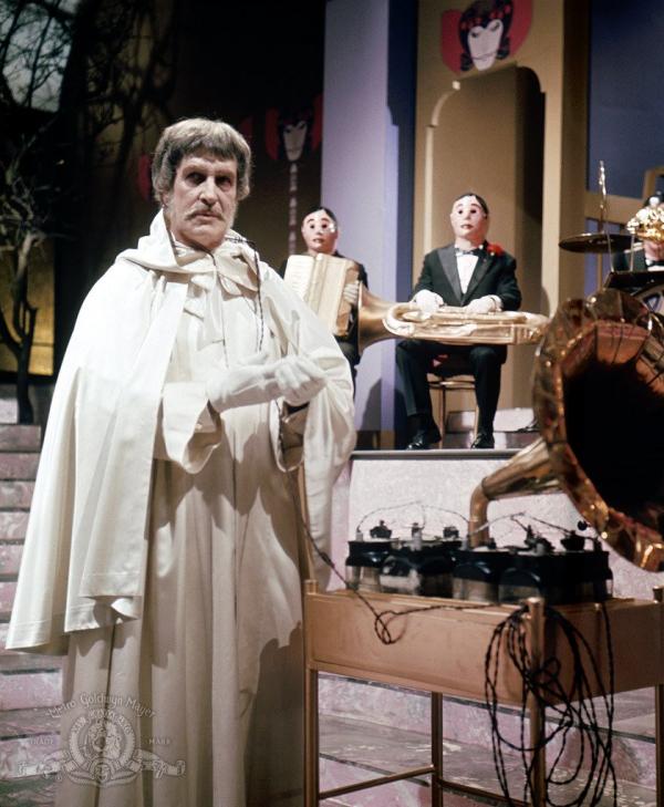 MarkVadik's tweet image. DR. #PHIBES IS BACK! on @LinkedIn linkedin.com/pulse/dr-phibe… #horrormoviechat #horror #vincentprice