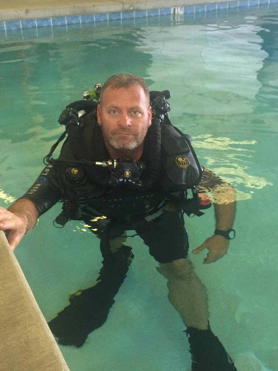 Rebreather time! That's how #scubaninjas do.