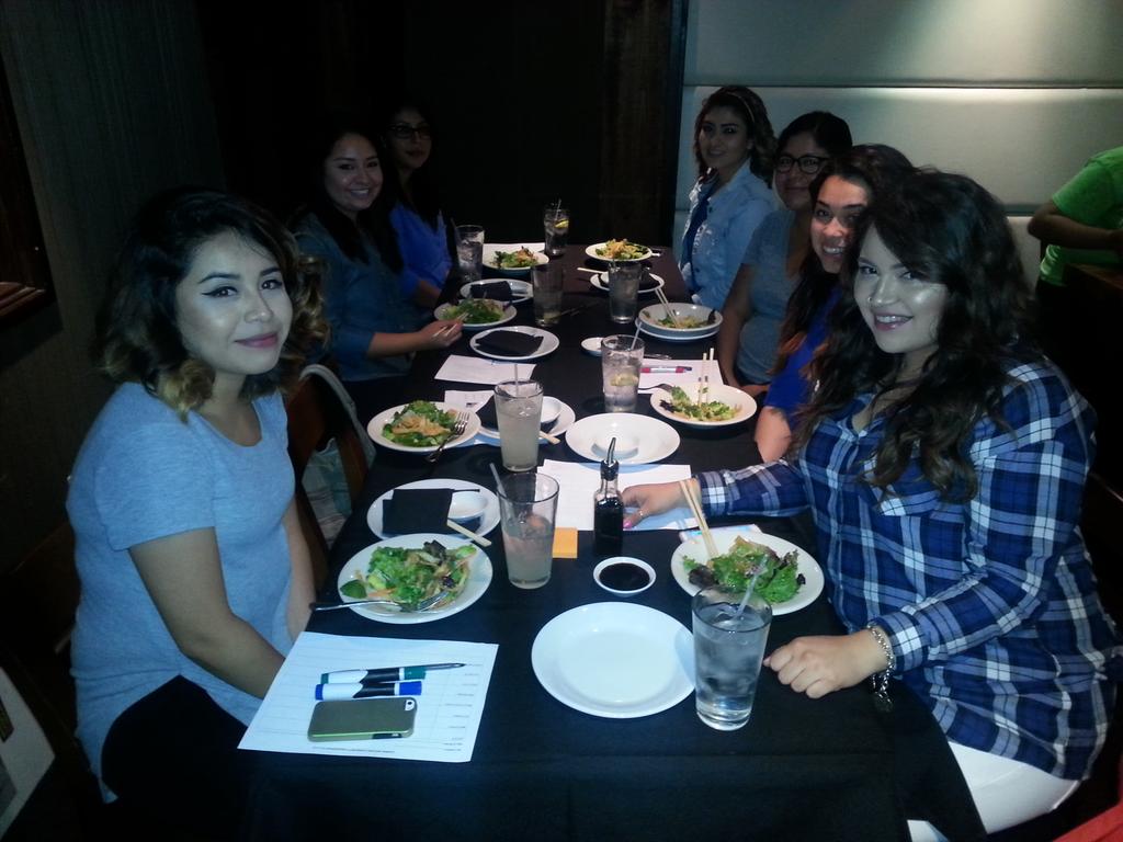 NewEco4Women's tweet image. #FamilySourceCenter meeting @Wokcano ideas are flowing and we are making things happen!! #teamwork #Community