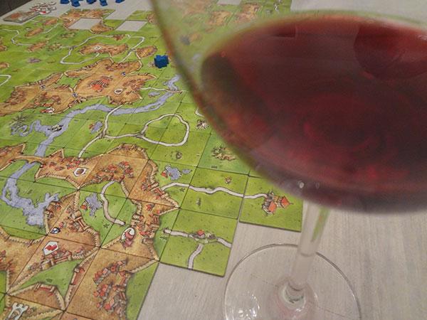 GlueckistWeiss's tweet photo. Tag 8: Ein gelungener Spieleabend, dazu ein guter Rotwein #OneFlowADay http://t.co/1ZPXqnaKsG