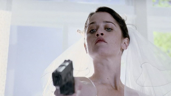 FeLisbon7's tweet photo. Grumpy bride <3 #RobinTunney #TheInLaw http://t.co/w4cJyAPqAC