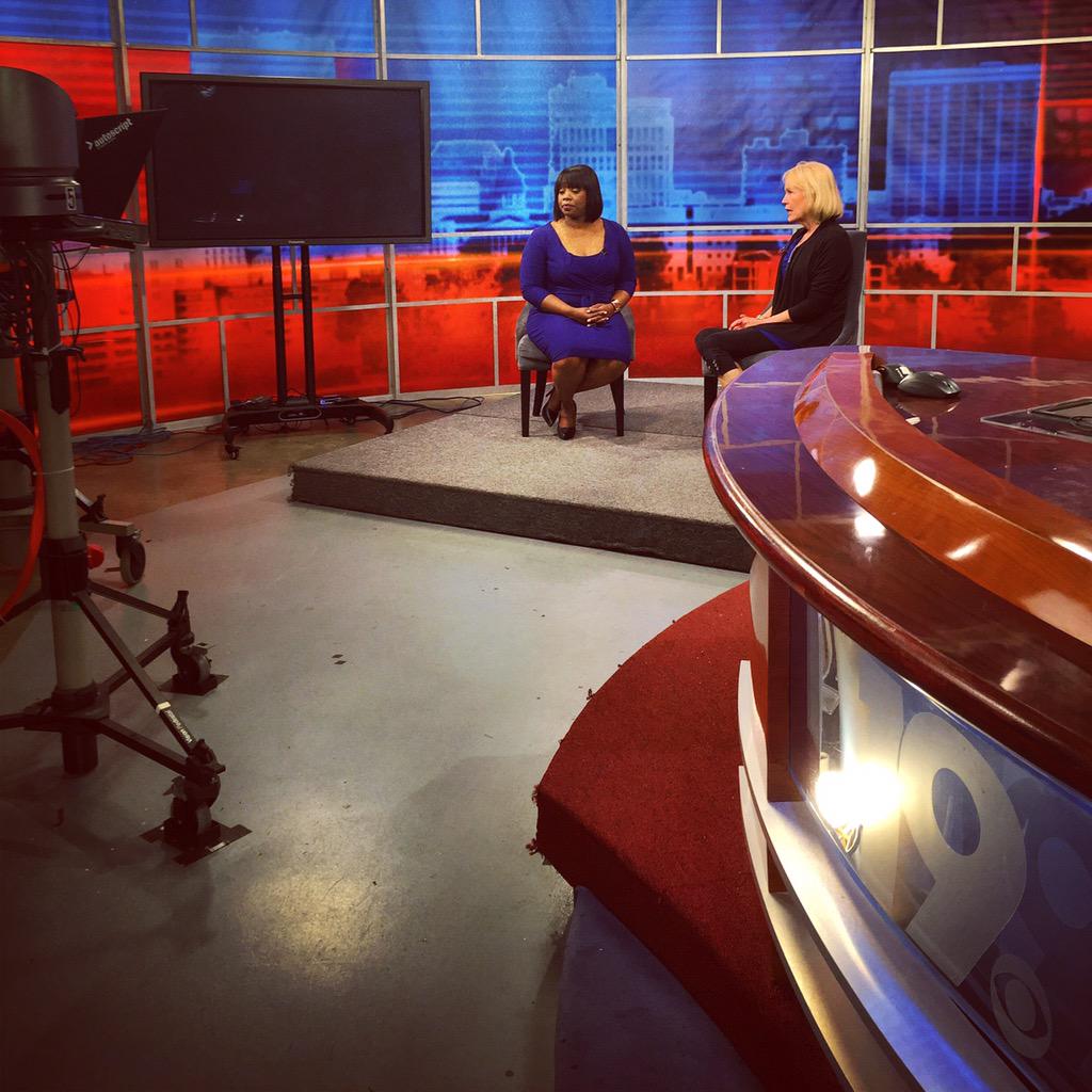 ForestLkTravel's tweet photo. Always a pleasure shooting with @DarciWLTX! @deborahpulliam @WLTX #FriendsAt5 #ForestLakeTravel http://t.co/9chfobJXwn