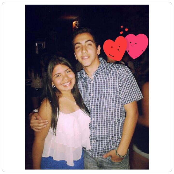 rosanasanchez11's tweet photo. Mi vido hermoso te amo mucho ya casi 8 meses juntos y los mejores hasta ahora :$ My perfect 07*-* http://t.co/FZNYdcTYyT
