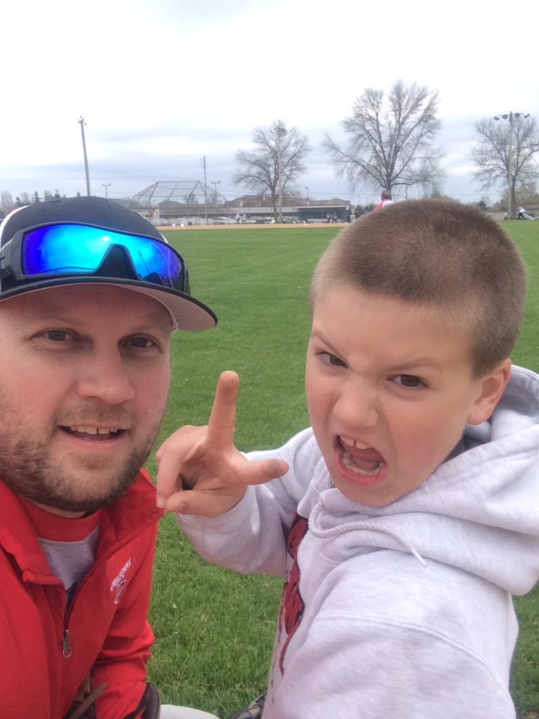 Travis Ahrens tweet media