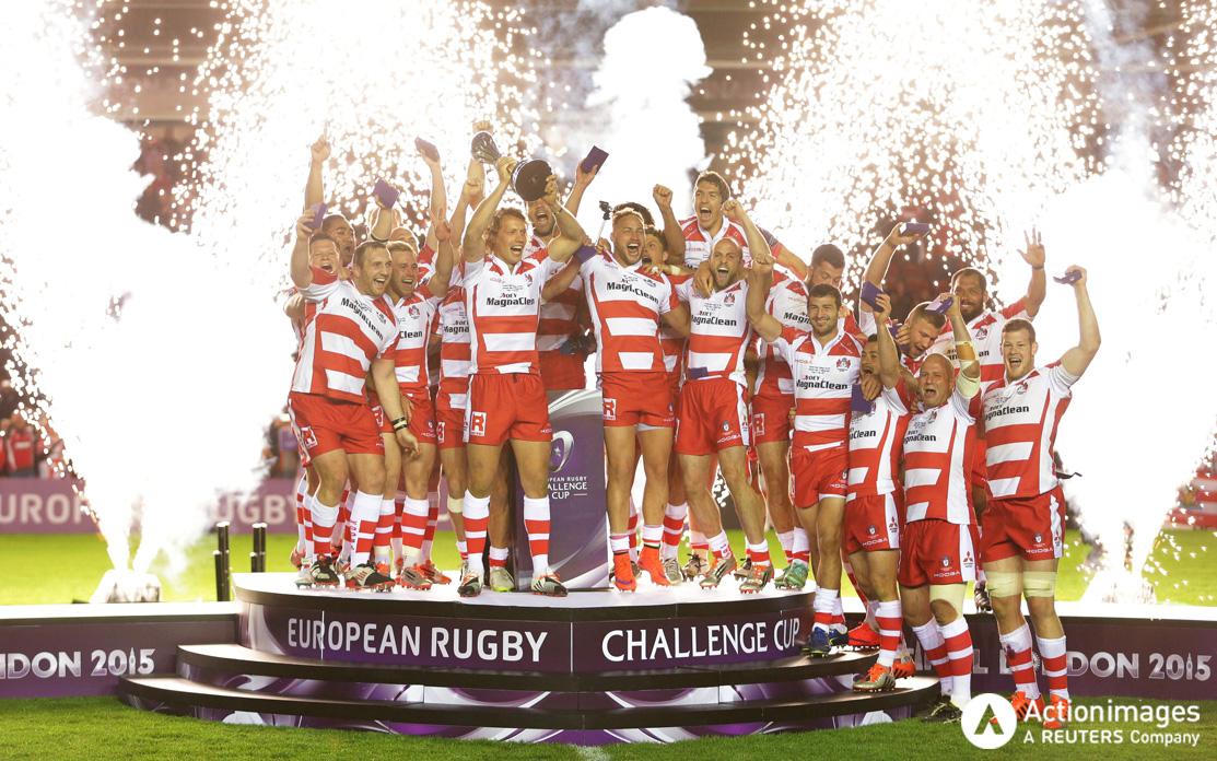 ActionImages's tweet photo. Gloucester celebrate with the trophy at the end of the match #GLOSvEDIN http://t.co/Z8uLpQjYLD