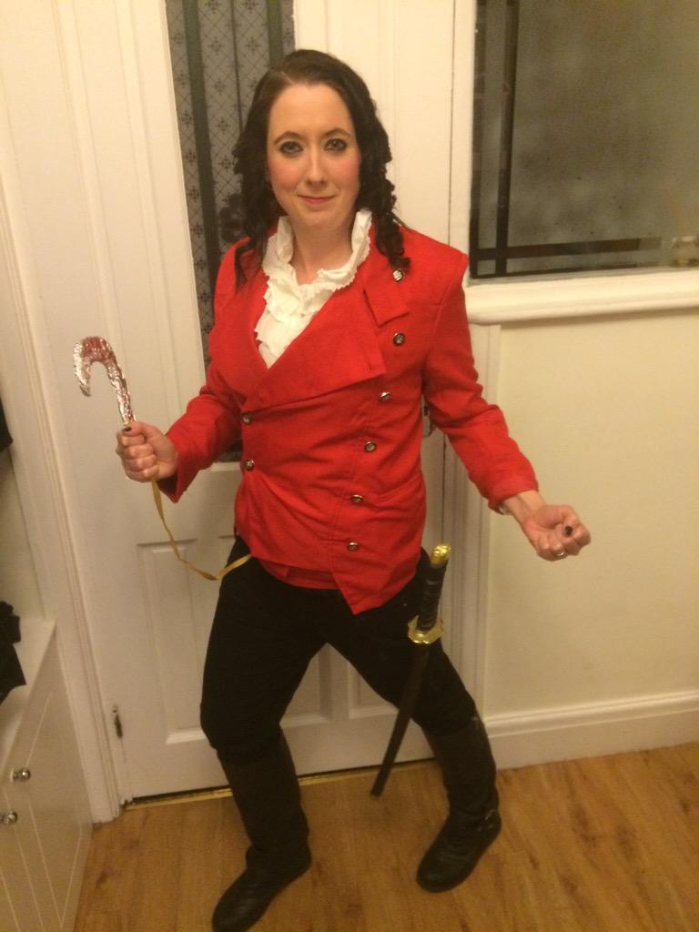 EmBombIbiza's tweet image. Always dress like an executive, at all times. #TheCourse