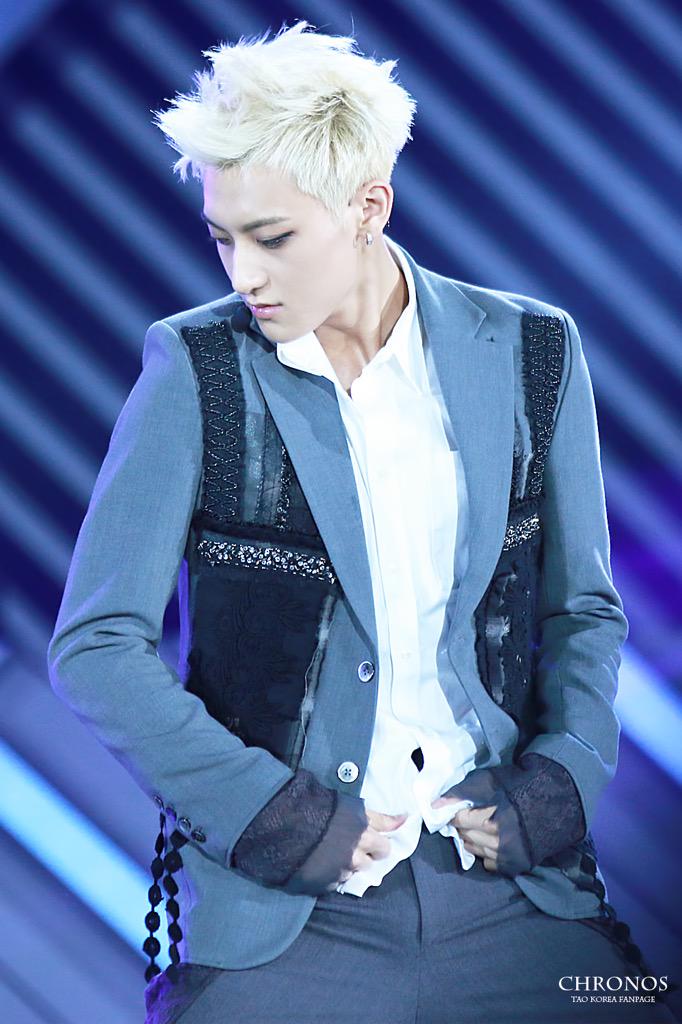 chronos_0502's tweet photo. 아가오빠 타오야 생일축하해♥️😘
http://t.co/RDTYj5ZF5m
요기로 와주시면 더많은 사진을 보실수있습니다!  타오날인 만큼 52장입니다~
#HappyTAOday #生日快乐黄子韬 #타오야생일축하해 http://t.co/zOKq7jmlVr