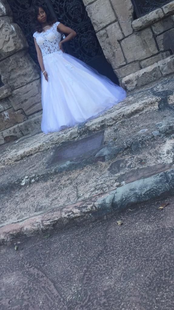 LaDarrius__'s tweet photo. Lil sister turnt up๐ซ๐ฅ๐๐๐ #SouthwindProm #RipDJay ๐ผ๐พ๐ผ๐พ๐ผ๐พ @DestineyL__ http://t.co/OFNzJUjmW6