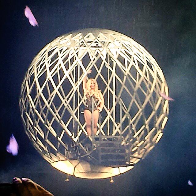 DailySpears's tweet photo. #PieceOfMe 🎶 http://t.co/rweiGKbDVc
