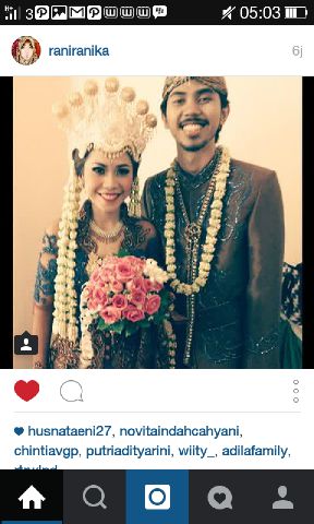 indah2493's tweet photo. Senyumnyaa bikinn melee,,kayak namanyaa #HappyWeddingTetehMelaAaAdit http://t.co/n0AAC7iVF9