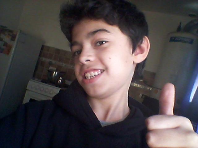 DanielEstaBien's tweet photo. Que lindo que soy :) http://t.co/HC0bS9WeCm