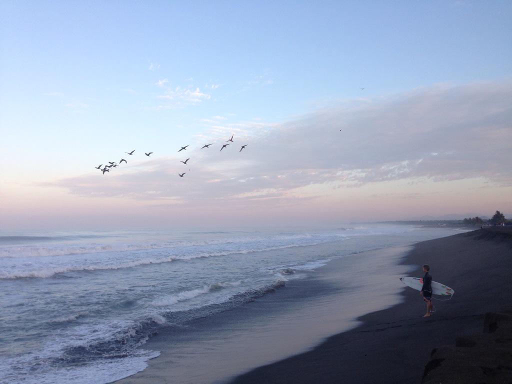 ch3d64r's tweet image. #ViveColima #HolaColima #BocaDePascuales #Tecomán #NoFilter #Paraísos #México #Surf