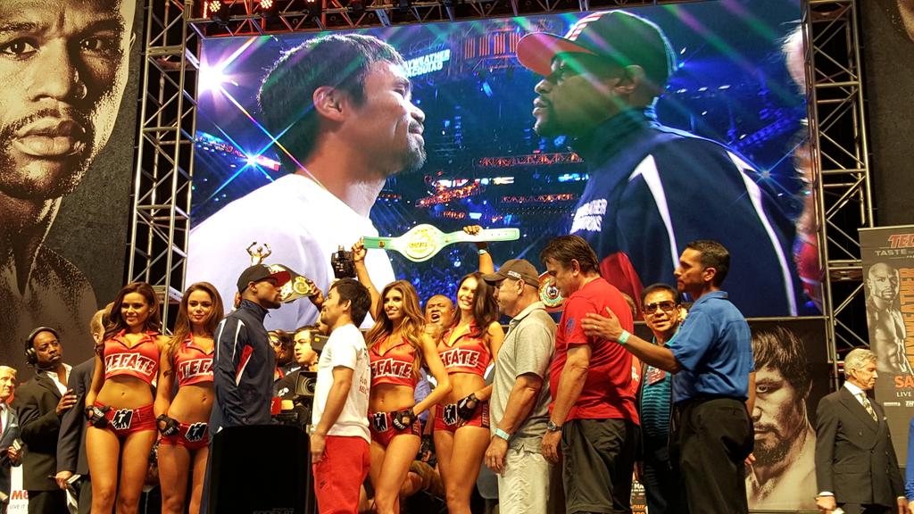 trboxing's tweet photo. #MayPac Weights: @FloydMayweather 146 lbs. vs. @MannyPacquiao 145 lbs. http://t.co/9msJxju8jg