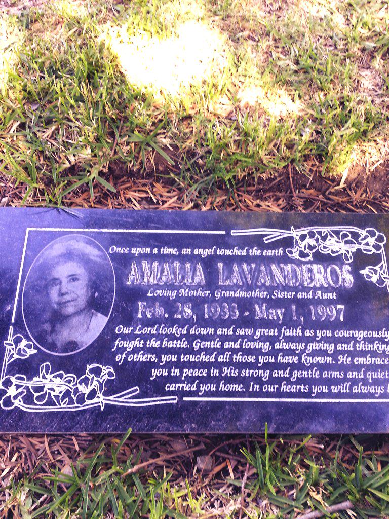 KevinRios_COB's tweet photo. Rest in peace grandma Amy. I love &amp; miss you. Can't believe its already been 18 years... #RIP http://t.co/owd1asvWqm