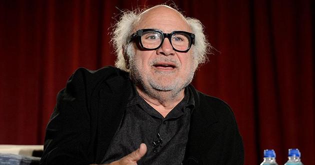 AztecaNoticias's tweet photo. El actor Danny DeVito vende residencia de Beverly Hills en 32 millones de dólares http://t.co/JlVQLgqfnP http://t.co/gTRCk4pmoc