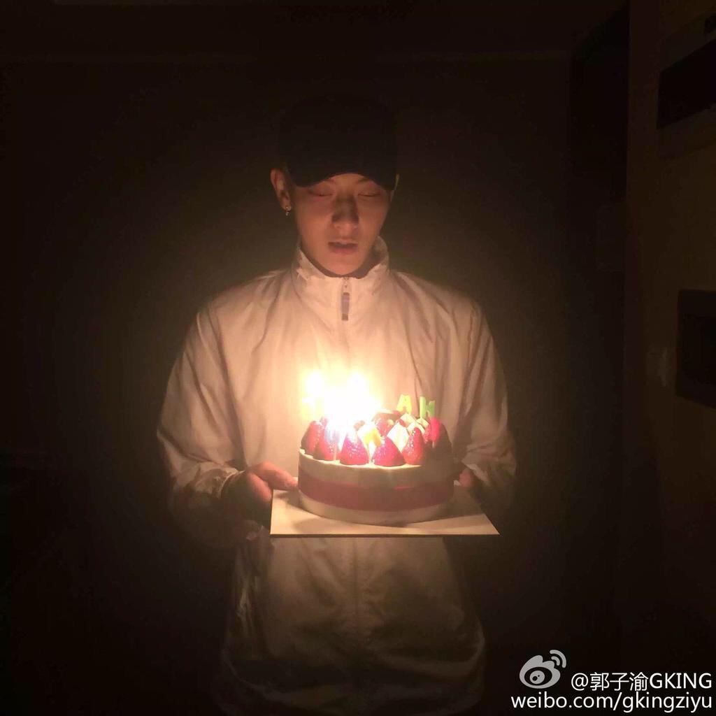 Happy birthday huang zitao  get well soon okay. i miss u so much have a good day today  