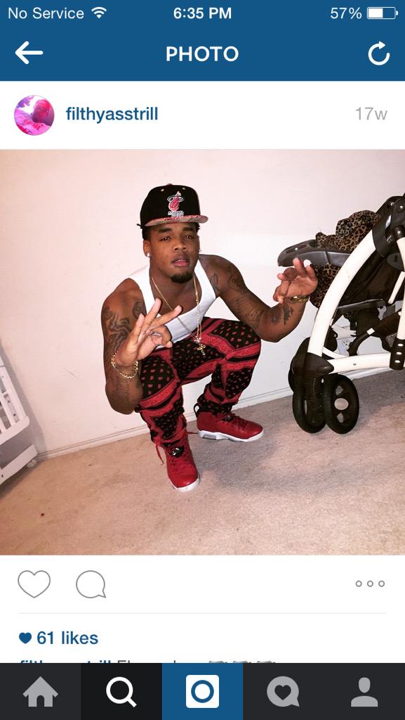 OsamaBinBlunted's tweet photo. Free my bro #FckDaOpps #FilthyNotGuilty http://t.co/GJVqKMM1kb
