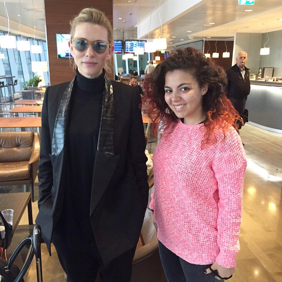 DonutsGirl90's tweet photo. No comment. Ricordi che restano impressi nella mente. 💗❤️ #vips in #lounge #cateblanchett #love #travel #oscar http://t.co/p3DRlDllJi