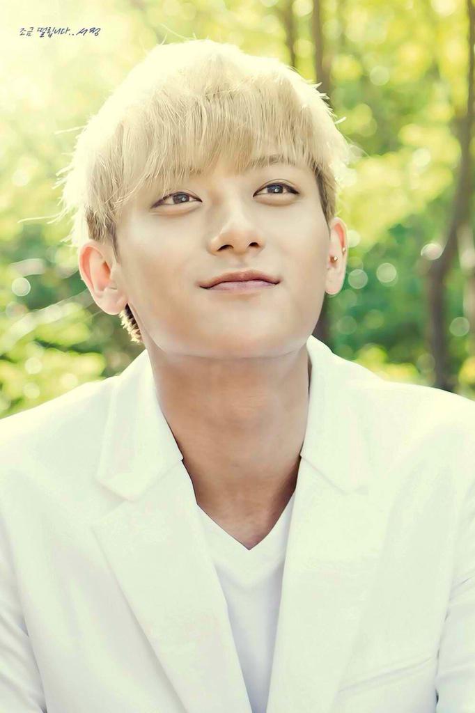 HAPPY BIRTHDAY HUANG ZITAO      