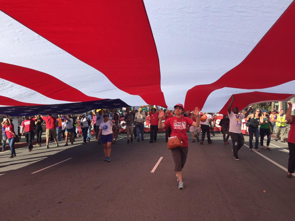 Road22016's tweet photo. Unions move America forward May 1 and every day  #unionstrong @LALabor @UNITEHERE11 @seiuusww http://t.co/v1FINpk0Xs