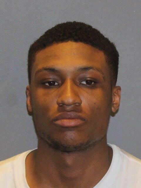 EastCoastAlert's tweet photo. Maryland State Fire Marshal charged #GregBailey 22, with slashing fire hose
#baltimoreriots http://t.co/Nd0zWUiHRm